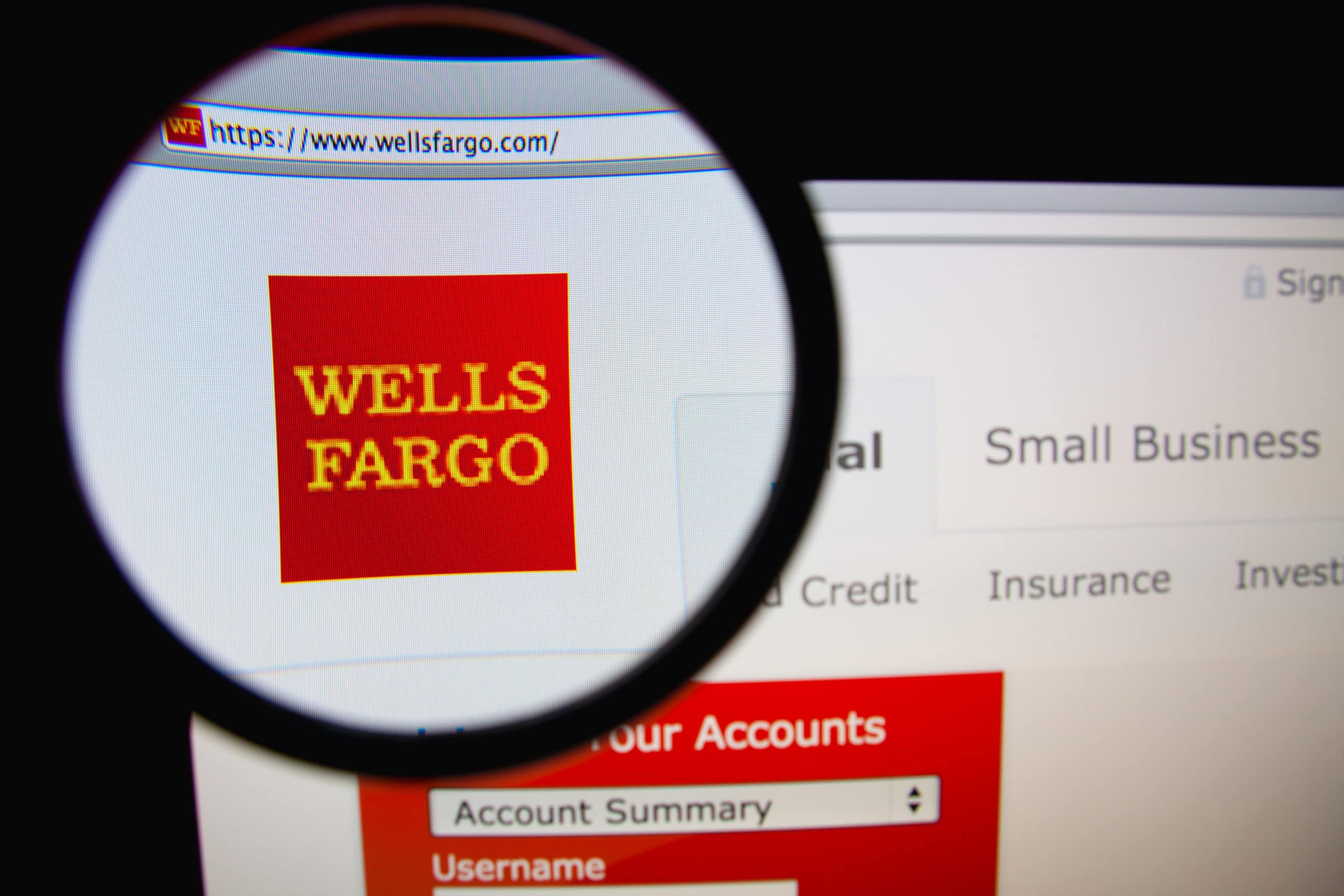 wells fargo bank review