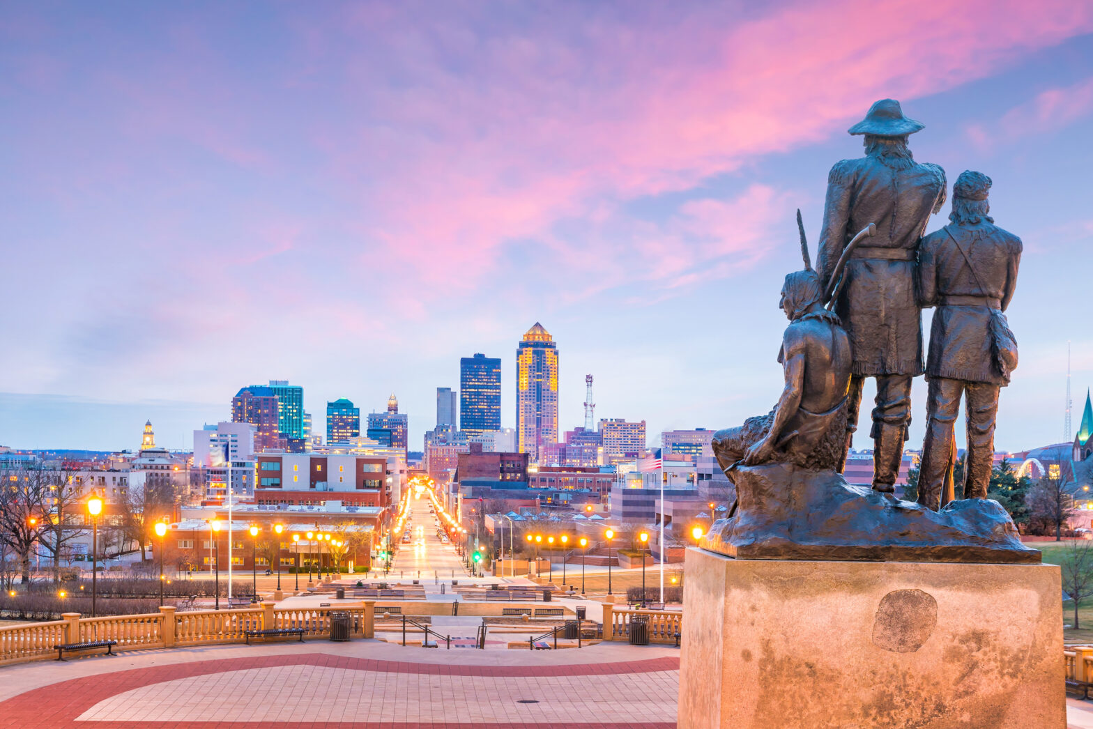 The skyline at dusk in Des Moines, Iowa.